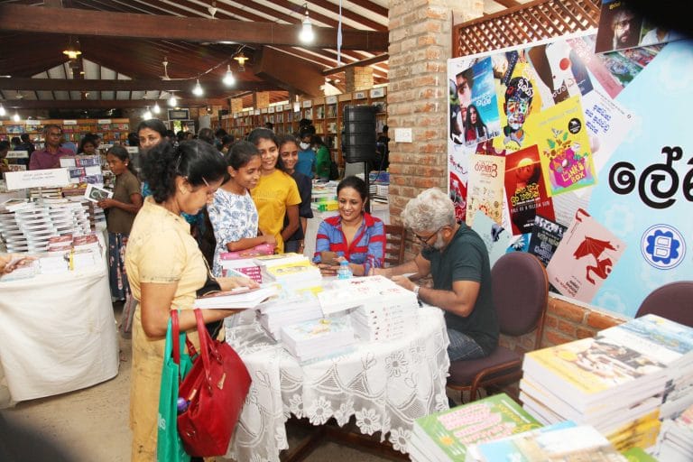 CIBF-Writers-Discussion